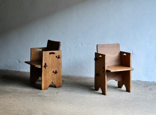 Pair of Pegged Oak Arts & Crafts Chairs