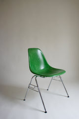 TWO EAMES DSS FIBREGLASS CHAIRS FOR HERMAN MILLER