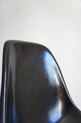 EAMES DSR FIBREGLASS CHAIR BY VITRA FOR HERMAN MILLER